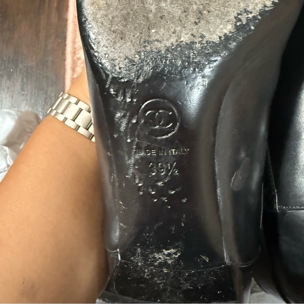 Chanel Moto Interlocking CC Logo Moto Boots - Picture 13 of 13